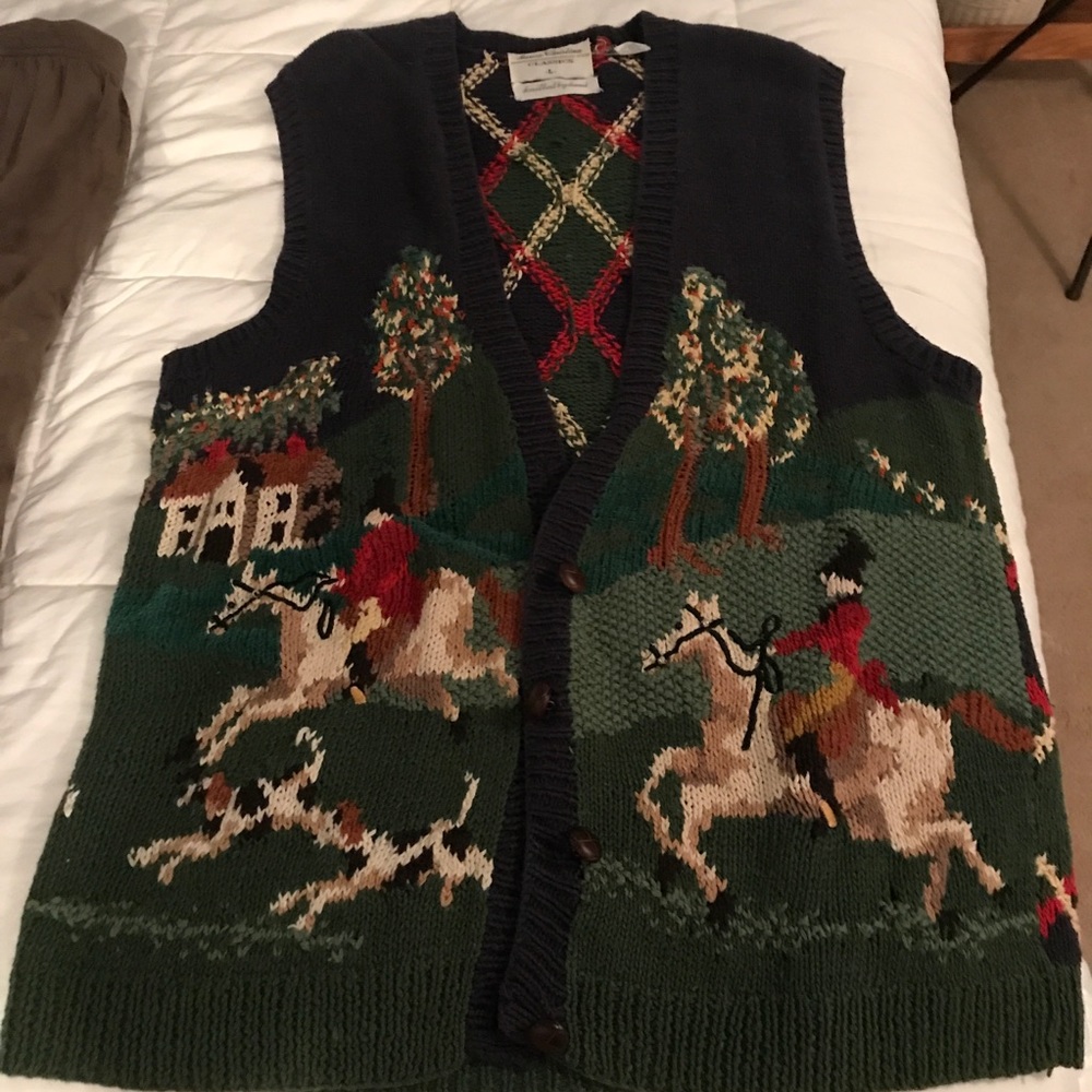 Navy vest w/ English Hunting Scene
